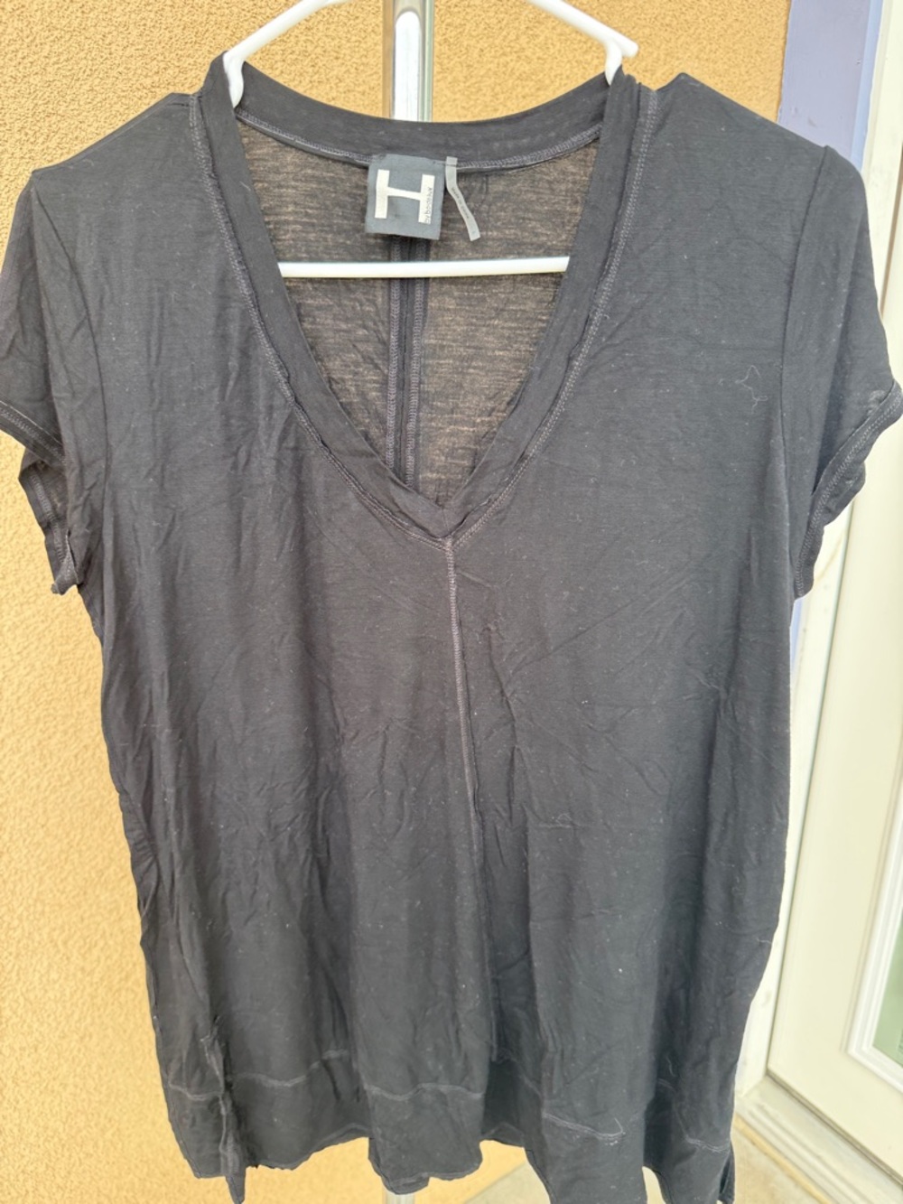 H by bordeaux Black V-Neck Short Sleeve Tee
